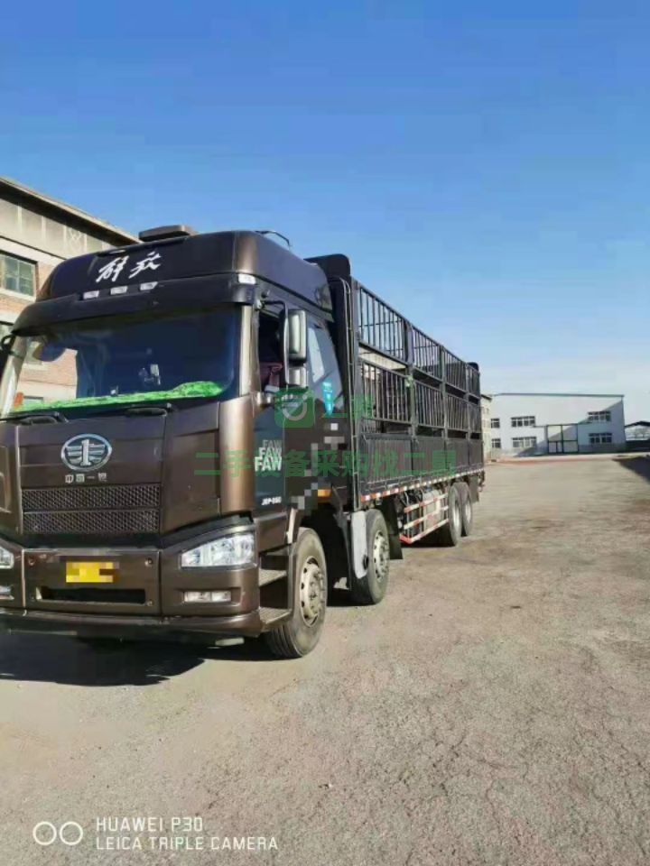 遼寧出售二手的解放J6/350馬力錫柴發動機貨車