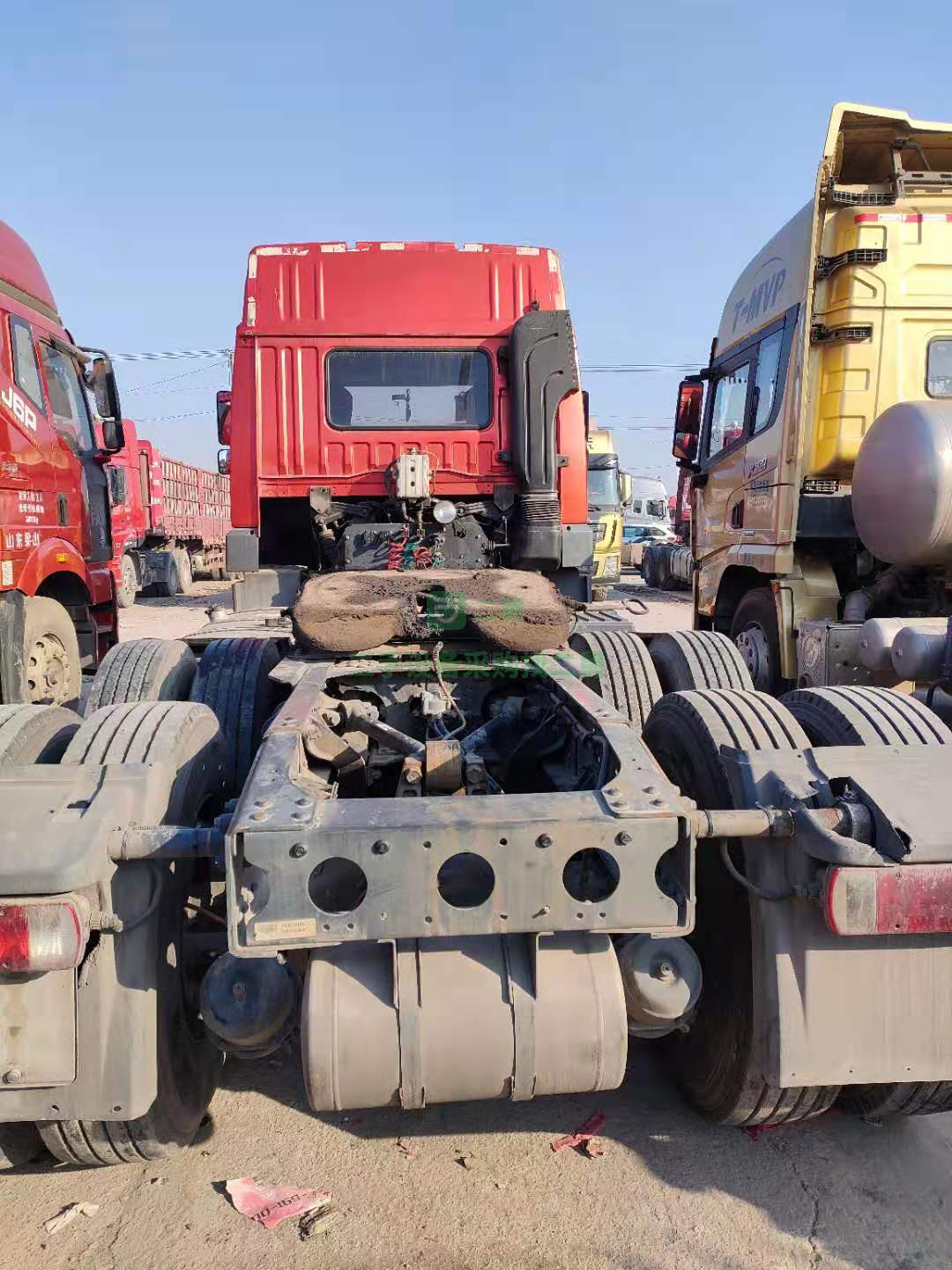 出售青島解放悍威400馬力牽引車(chē)國(guó)五排放
