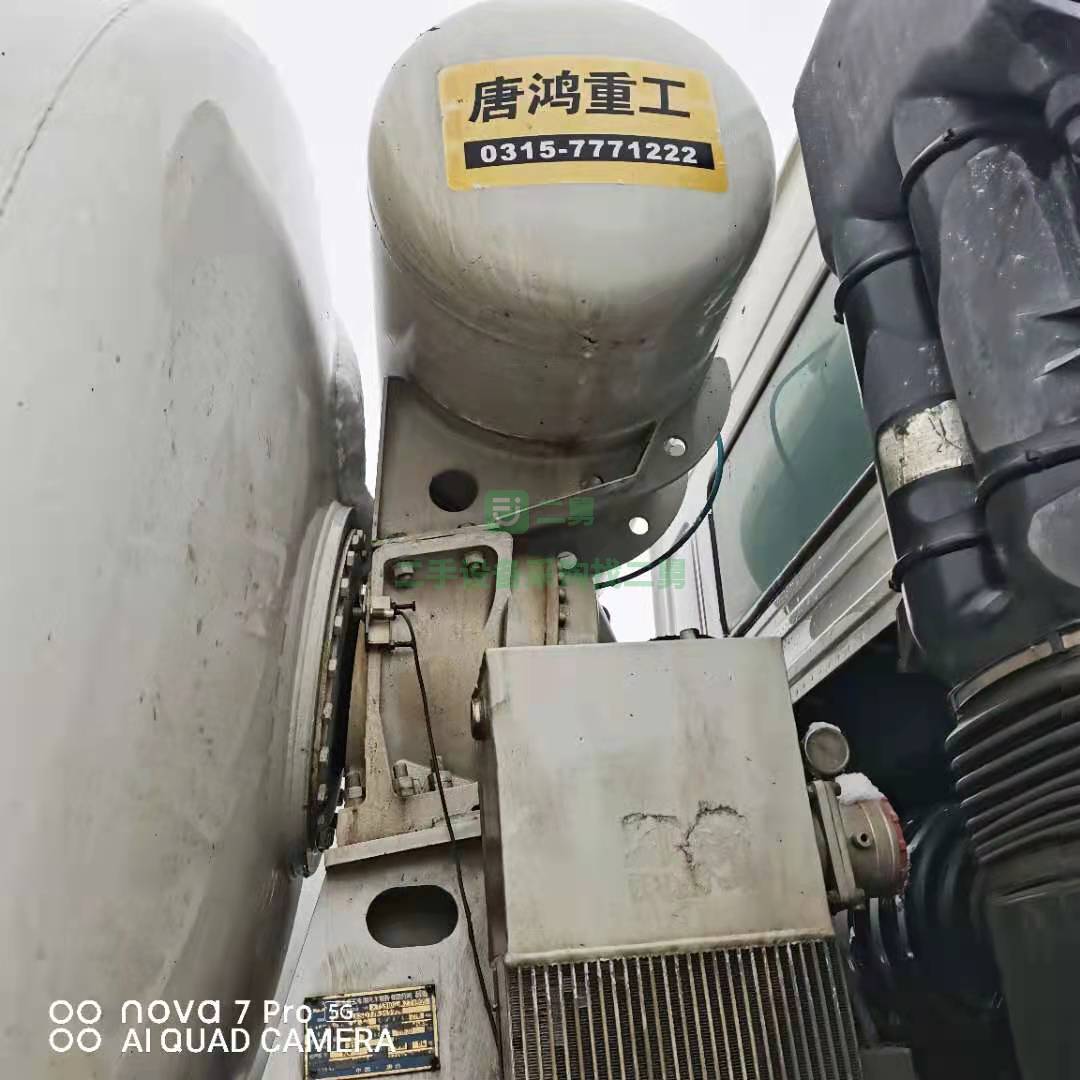 出售一臺18年國五豪沃唐鴻大20方攪拌車