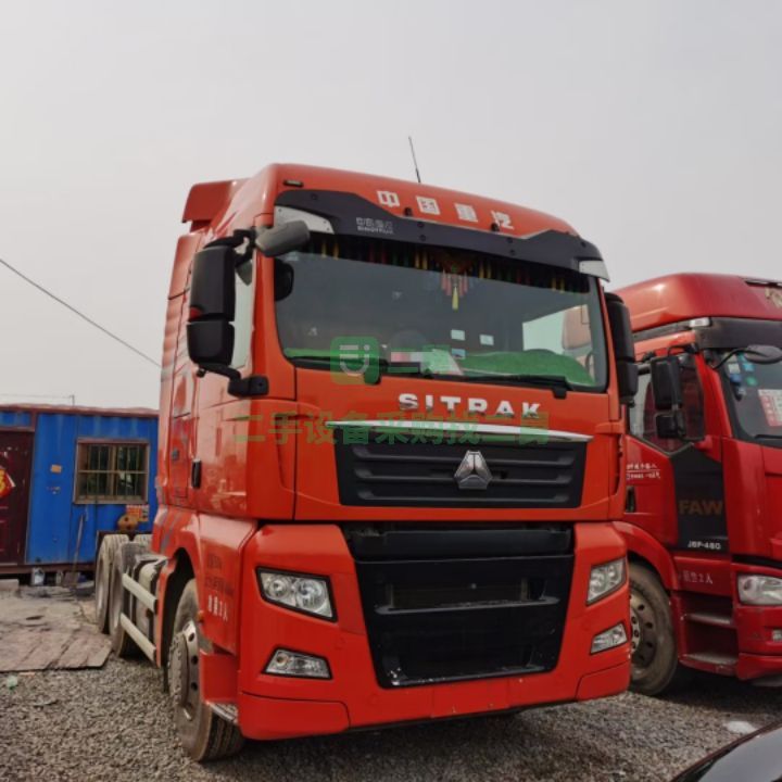 出售17年7月540馬力汕德卡牽引車，德國曼發動機，采爾孚變速箱
