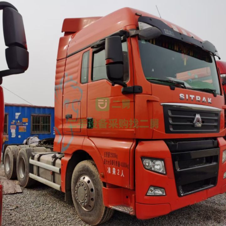出售17年7月540馬力汕德卡牽引車，德國曼發動機，采爾孚變速箱