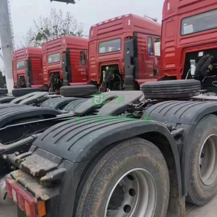 出售新m3000s牽引車430馬力，11升濰柴發(fā)動機，12速法士特變