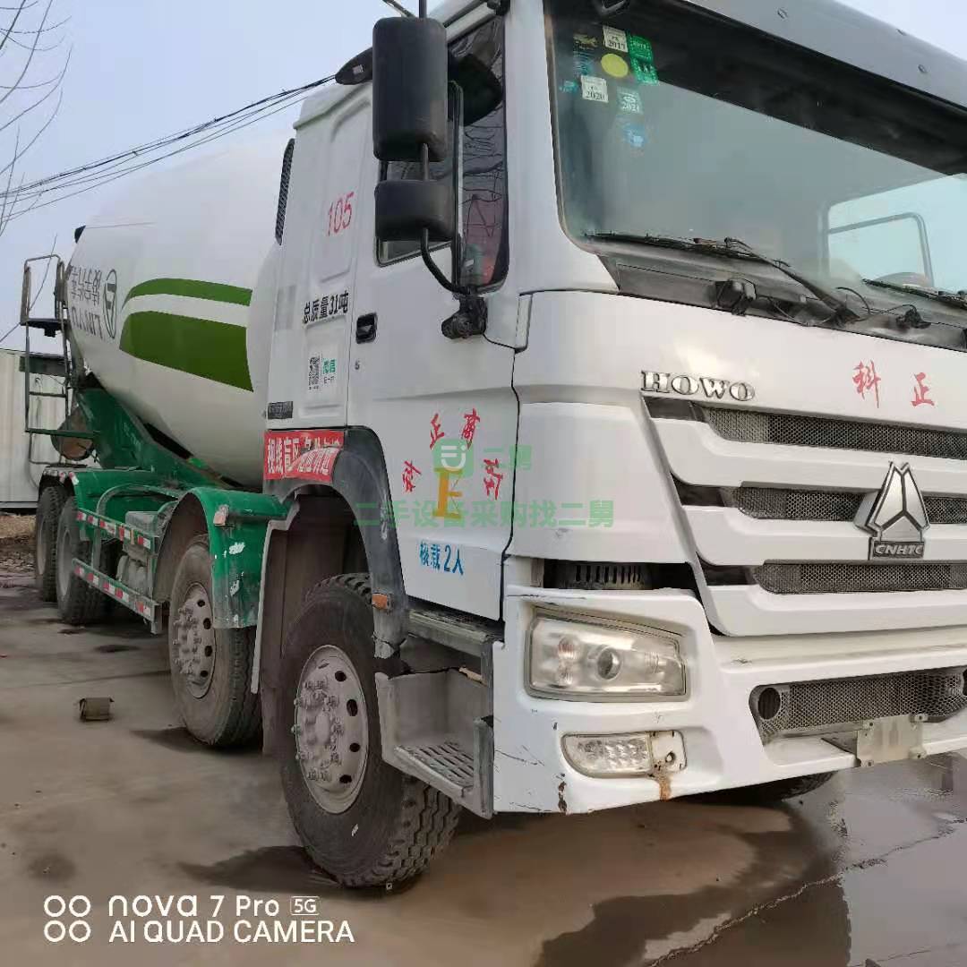 出售一臺16年底豪沃大20方凌宇上裝攪拌車，380馬力