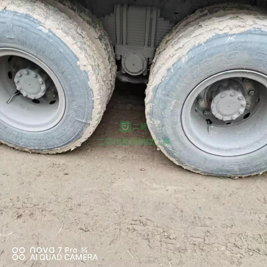 出售一臺17年國五三一攪拌車，10方，336馬力