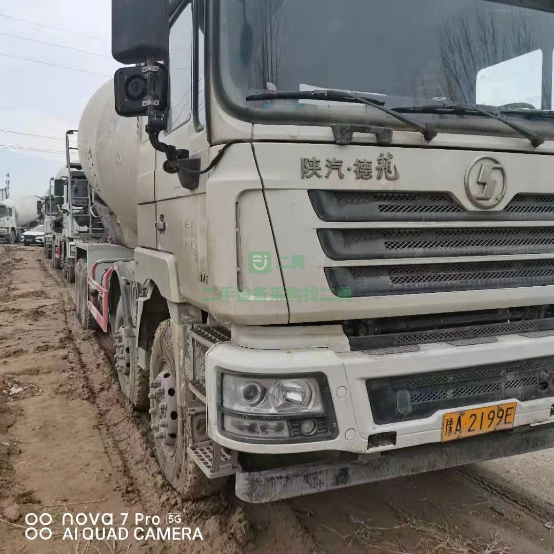 出售一臺19年唐鴻上裝德龍國五大20方德龍攪拌車