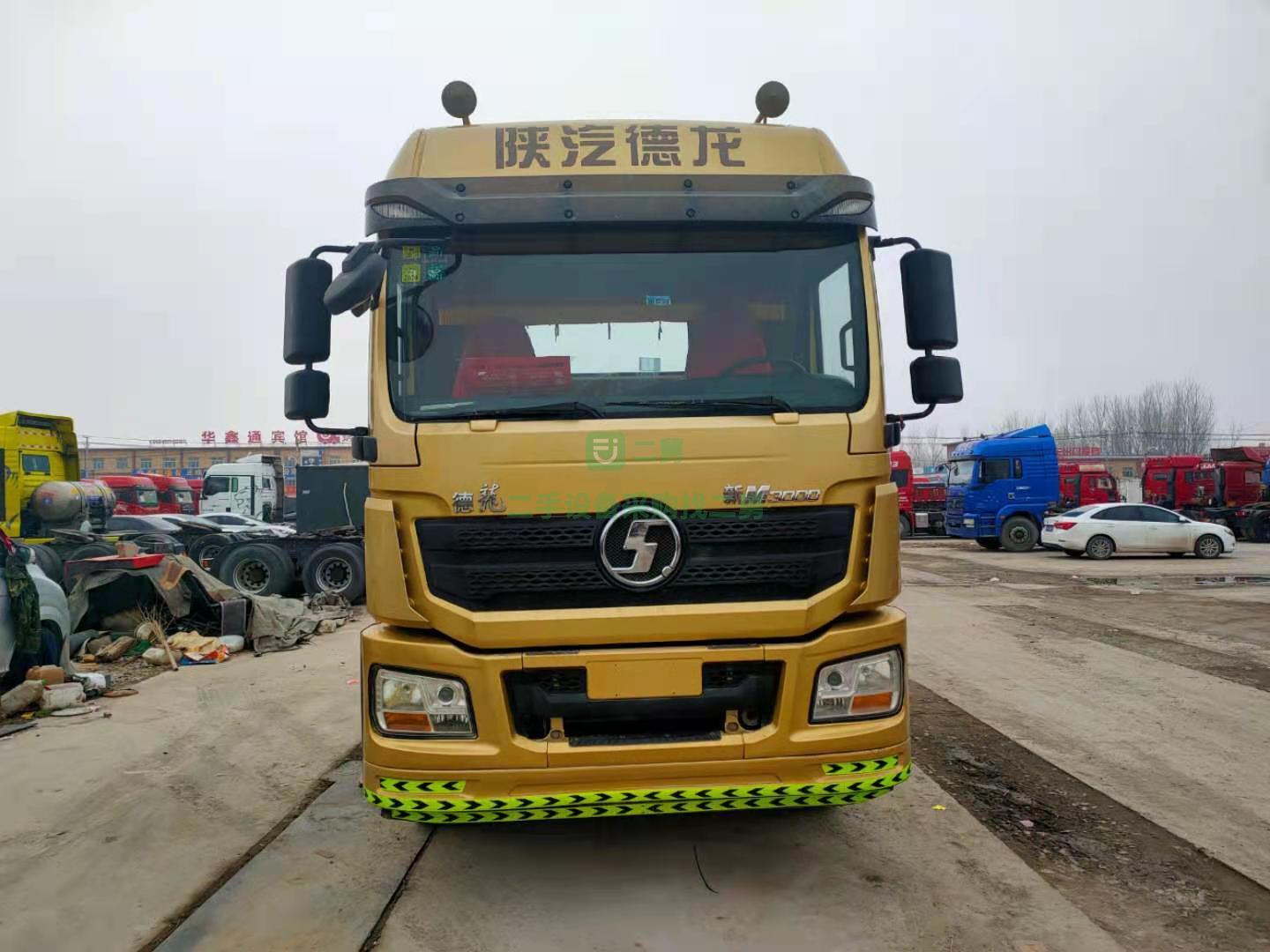 出售一臺德龍牽引車460馬力，國五排放量