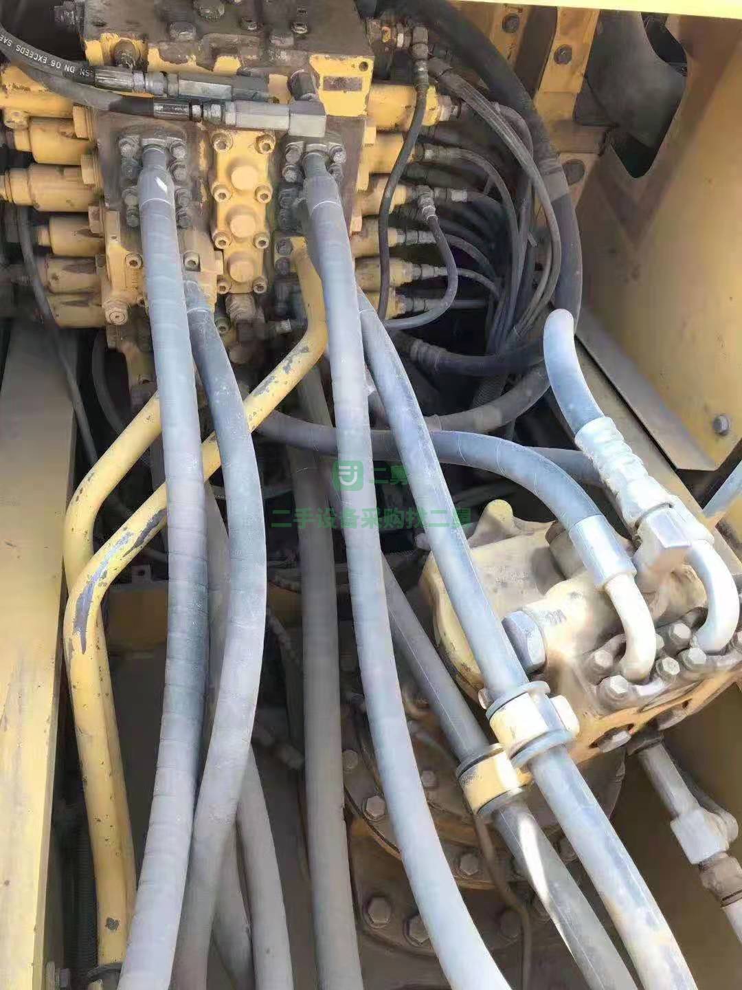 出售小松200mo挖掘機，全車原版漆原版鏈條