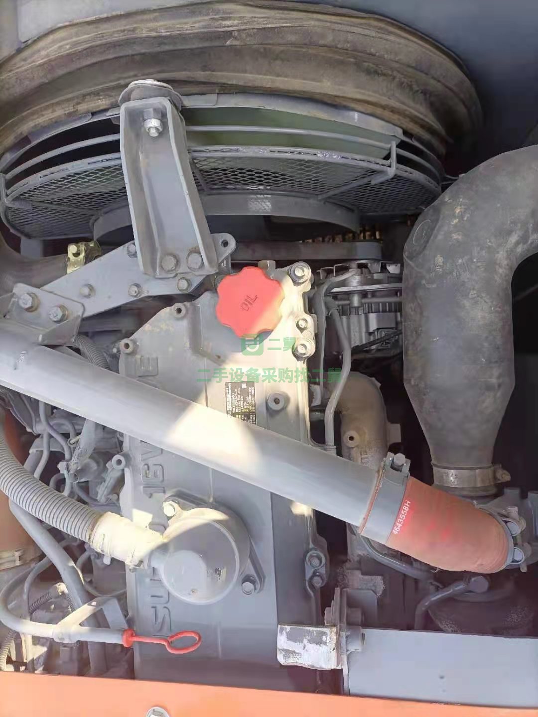 出售一臺是日立200—3挖掘機，整車原版漂亮