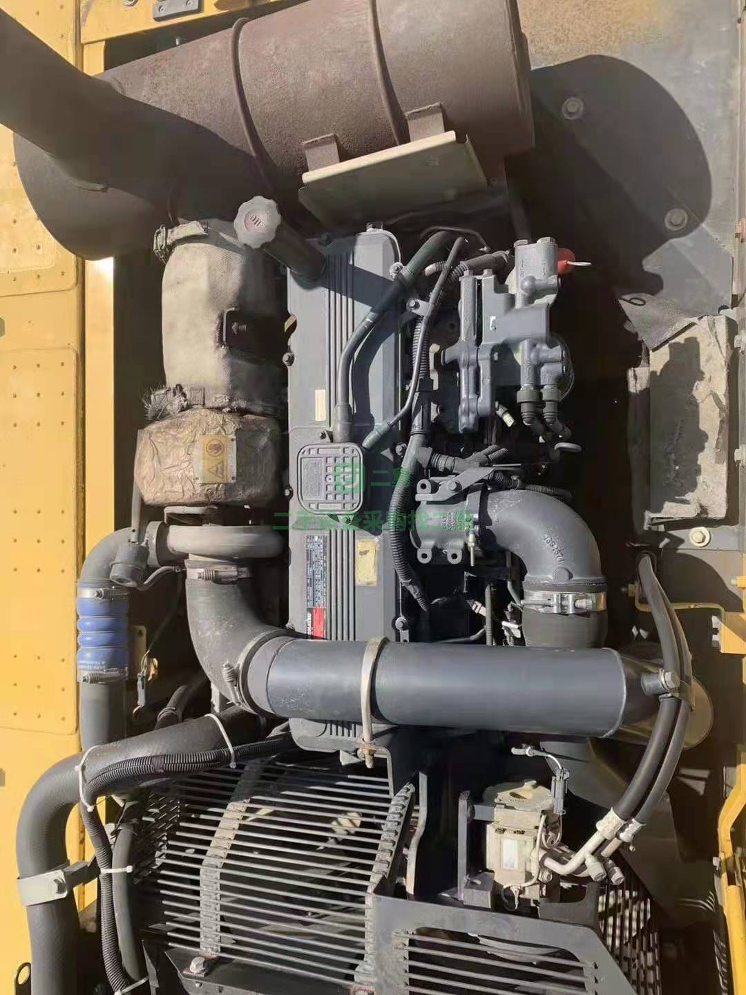 出售一臺小松350全進(jìn)口車挖掘機(jī)，三大件質(zhì)保一年