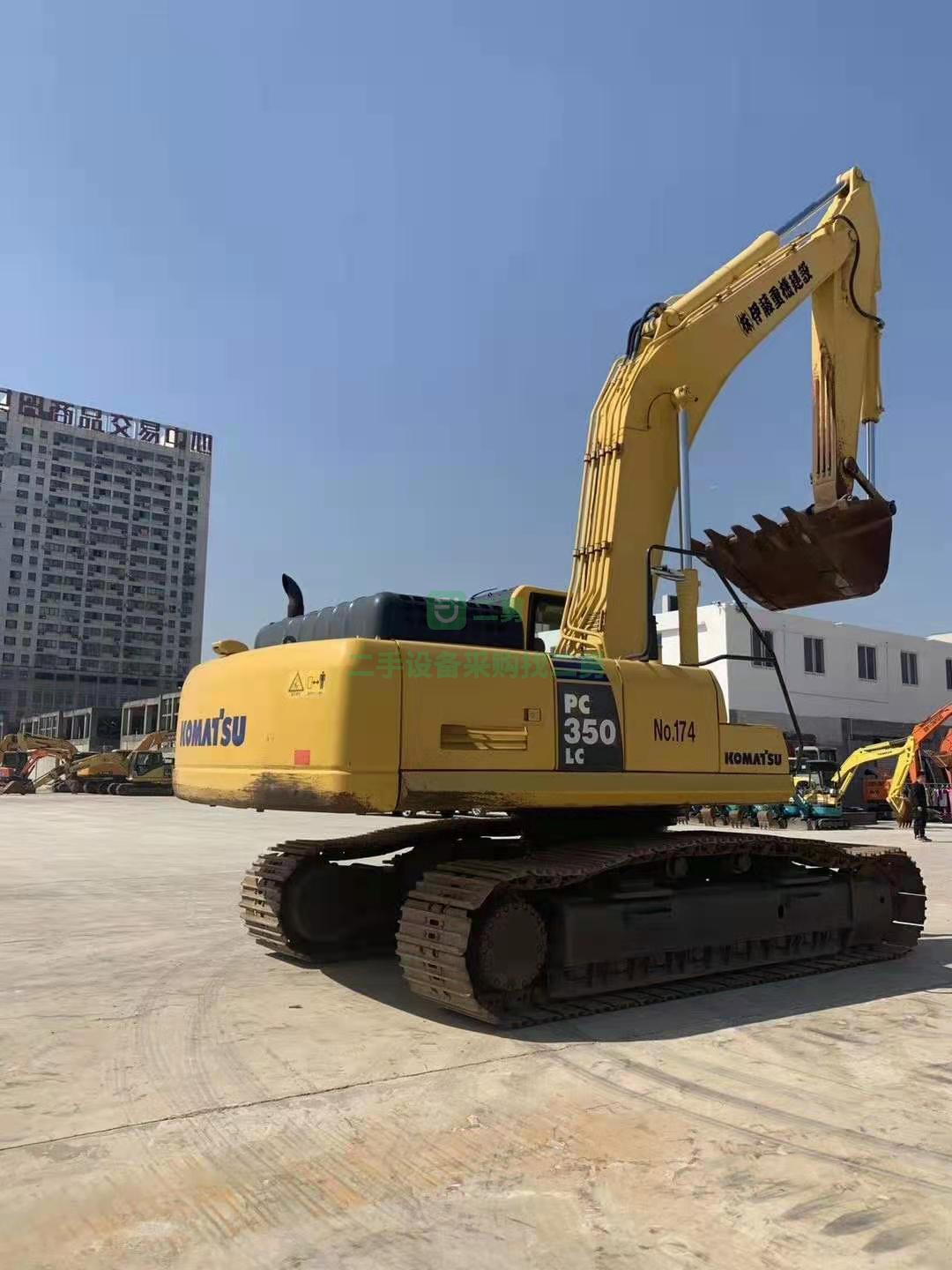 出售一臺小松350全進(jìn)口車挖掘機(jī)，三大件質(zhì)保一年