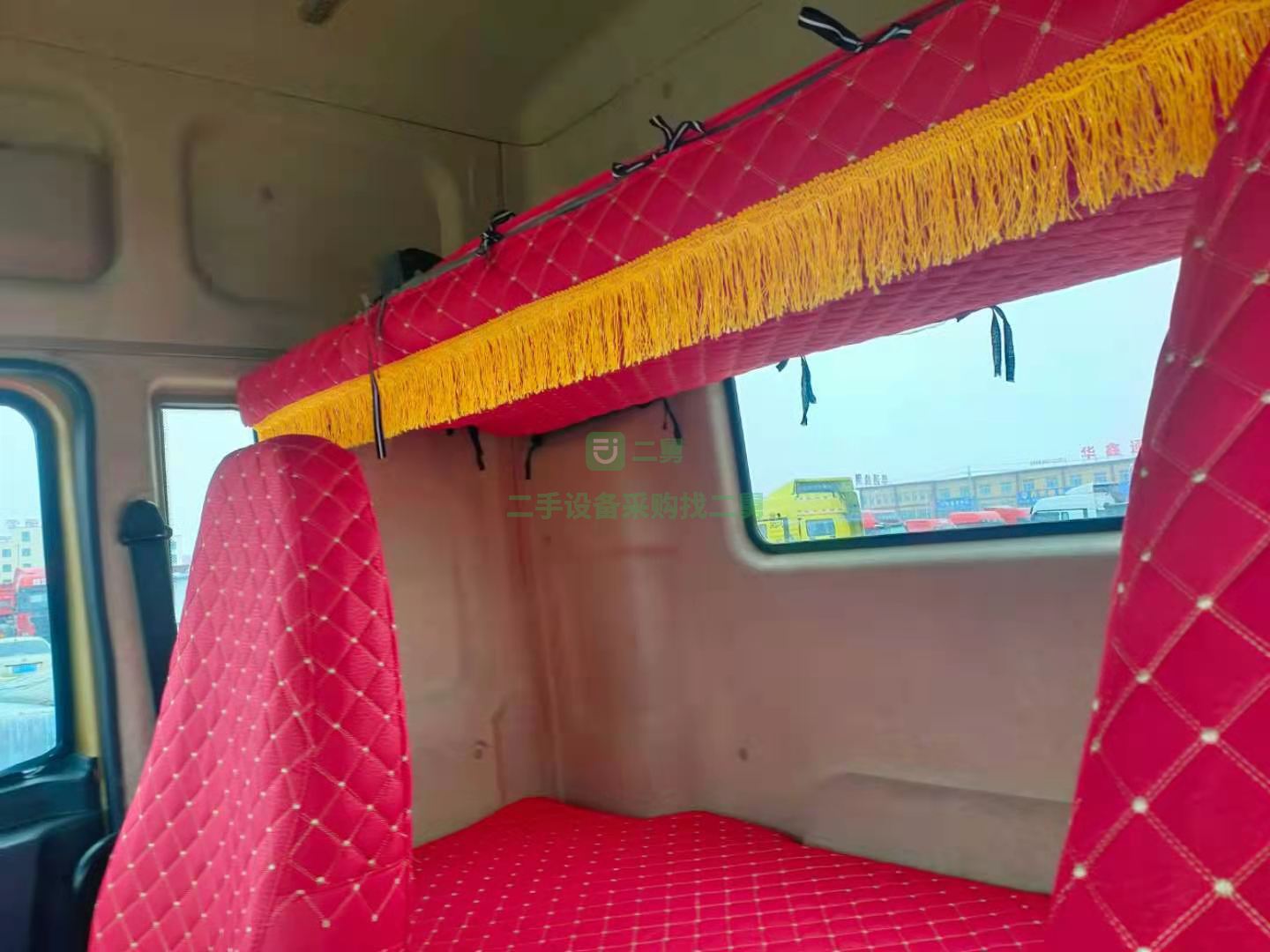 出售一臺德龍牽引車460馬力，國五排放量