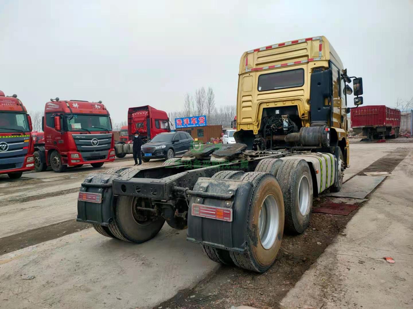 出售一臺德龍牽引車460馬力，國五排放量