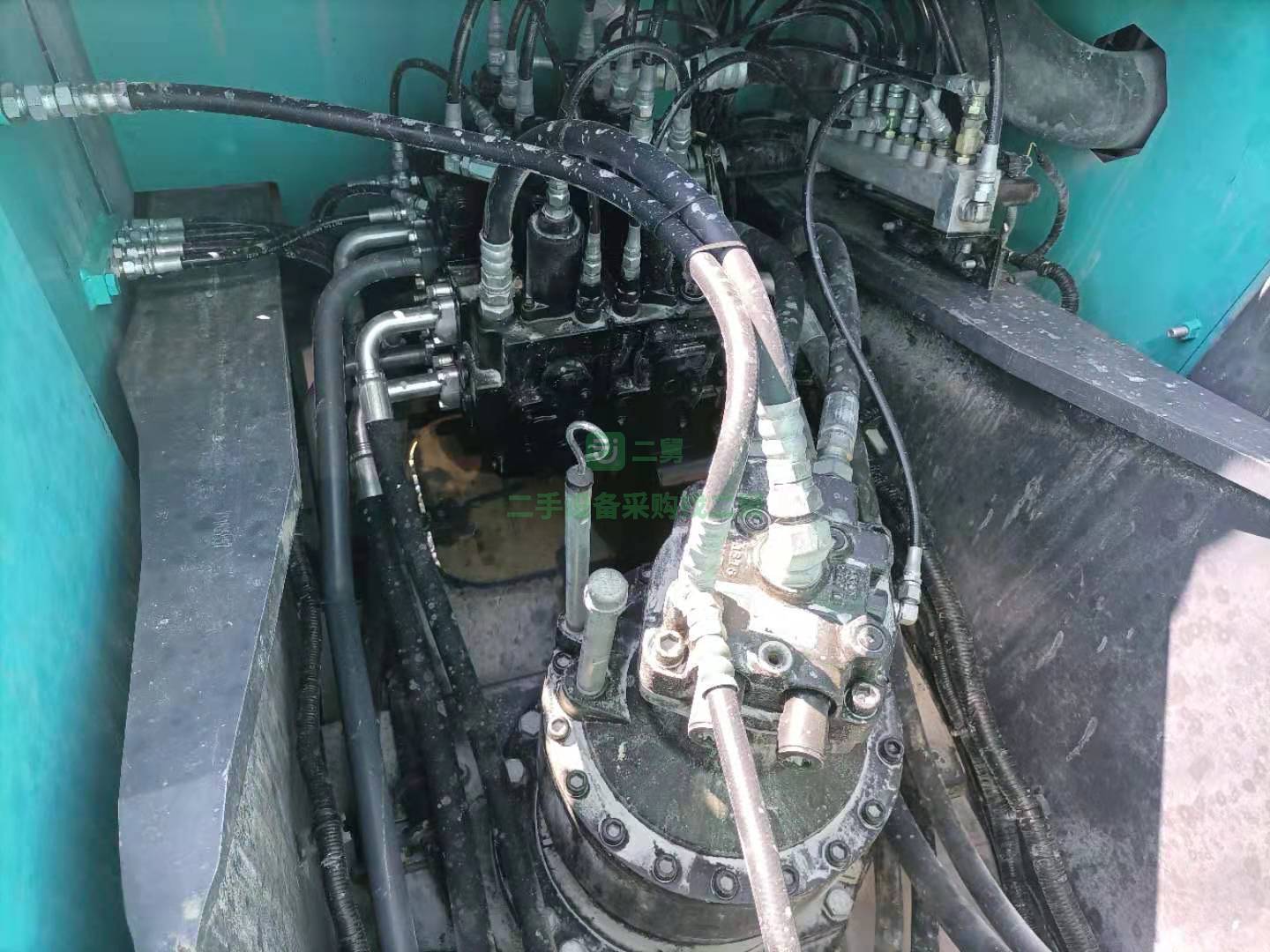 出售一臺是神鋼260進口報關車挖掘機