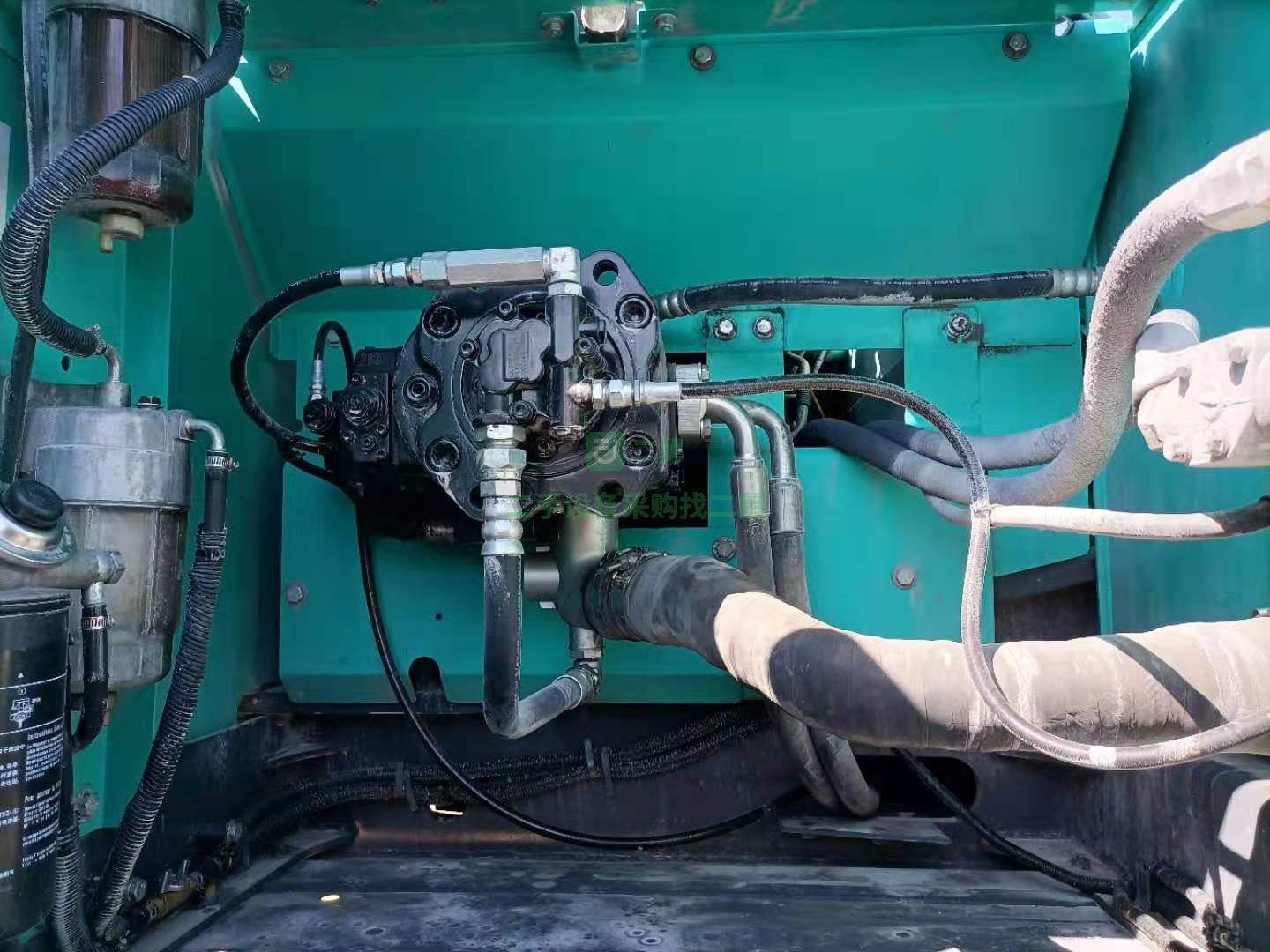 出售一臺是神鋼260進口報關車挖掘機