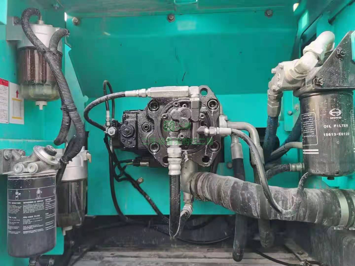 出售一臺是二手神鋼350挖掘機 報關(guān)進口車