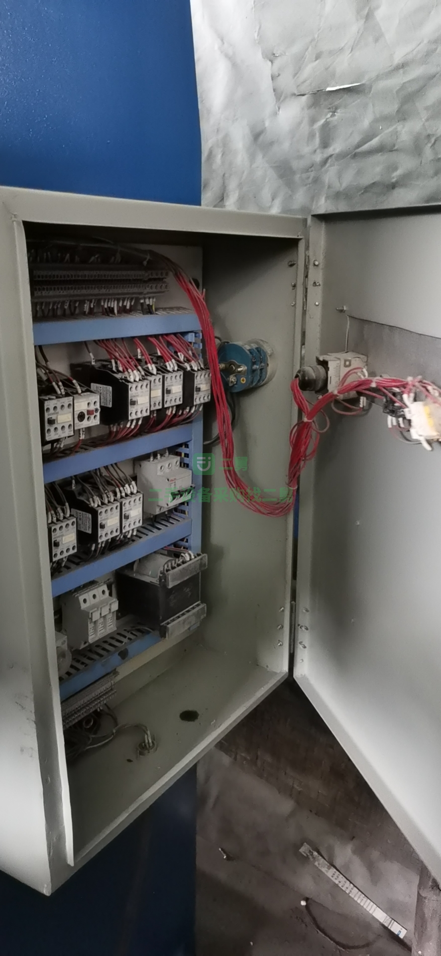 出售一臺南通大西洋125丅4000折彎機