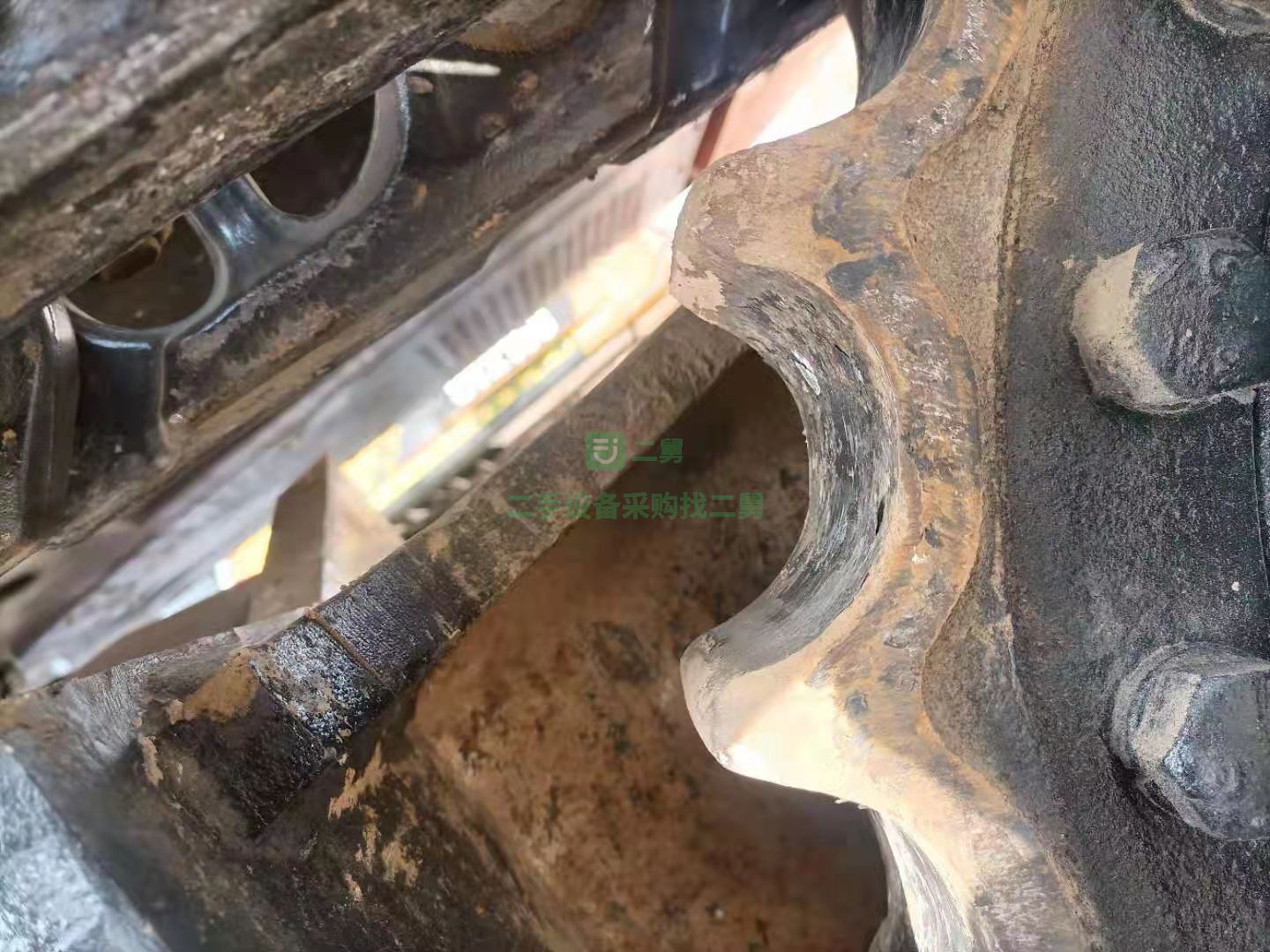 出售一臺18年的沃爾沃290挖掘機，整車原版原樣