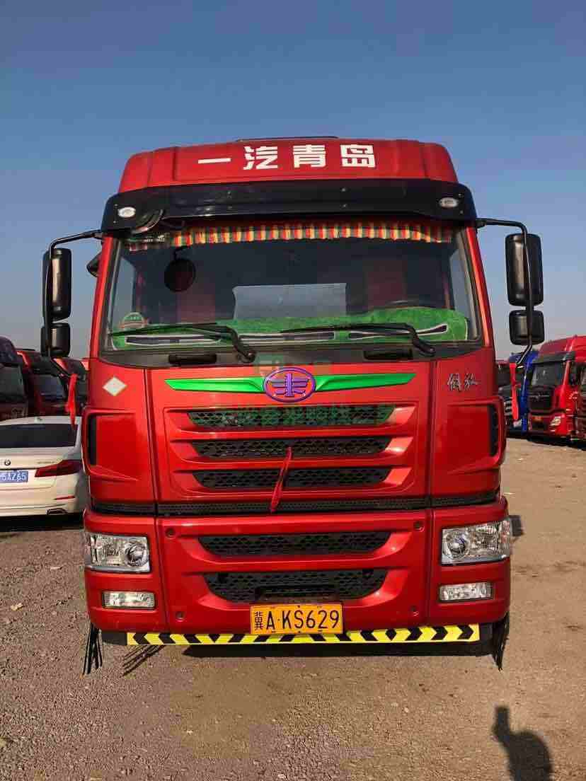 出售悍v400天然氣牽引車2年半全保險；全車原車原版；極品車況