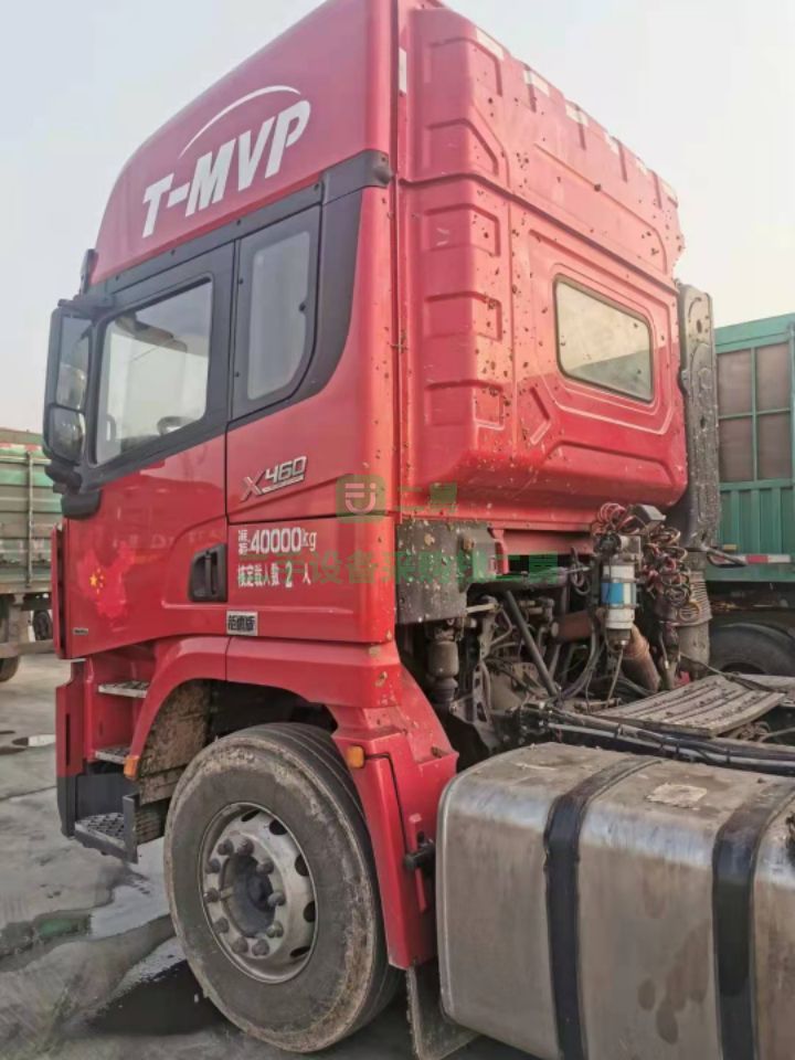 出售牽引車德龍460馬力X3000牽引車，車齡1年1月份