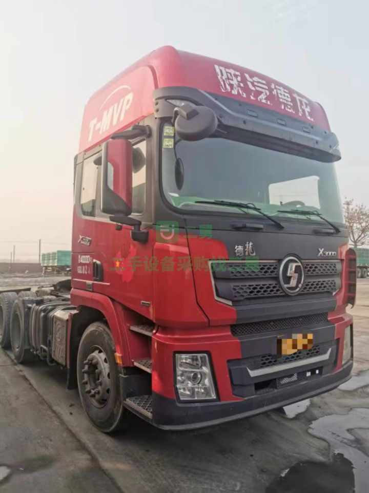 出售牽引車德龍460馬力X3000牽引車，車齡1年1月份