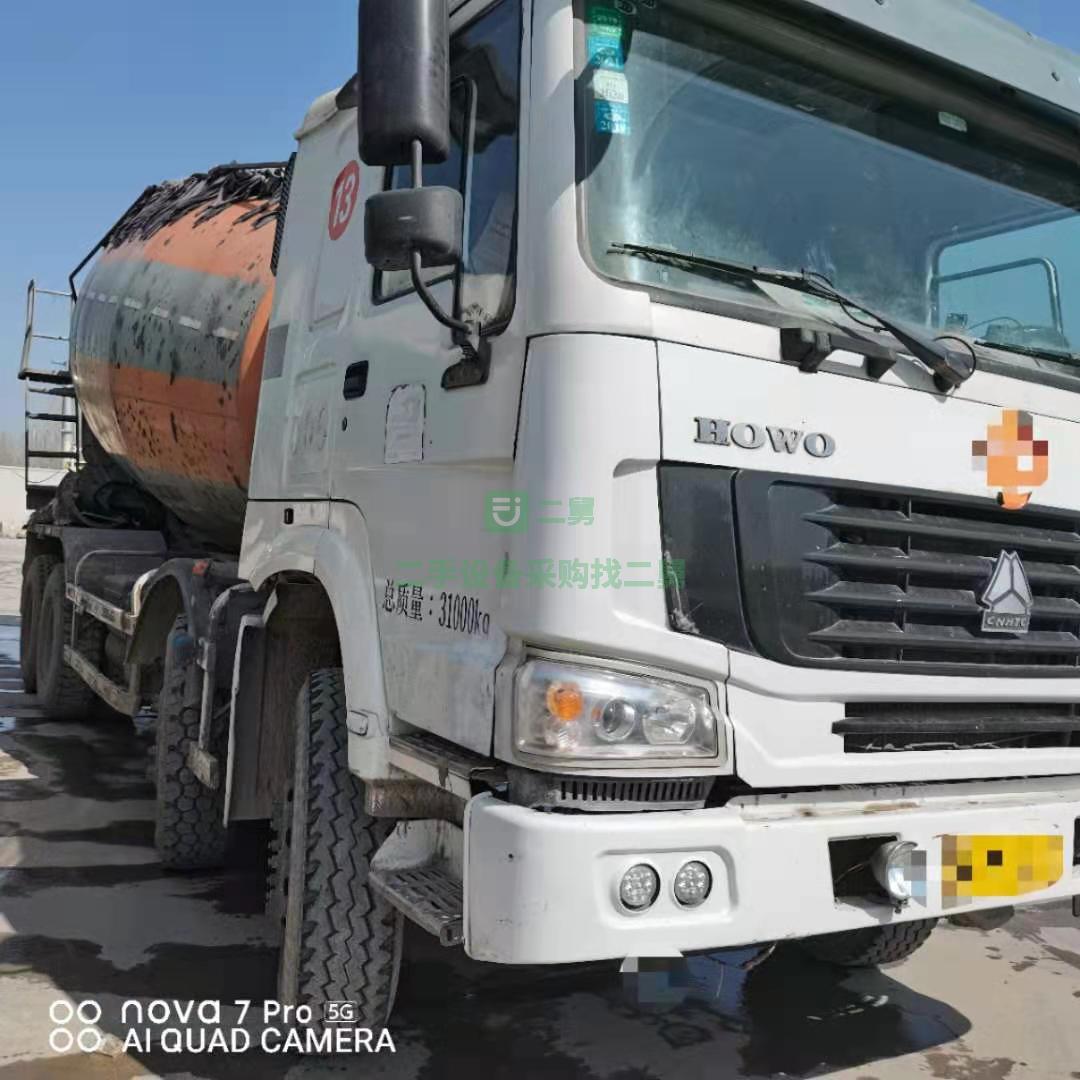 出售一臺14年國四18方豪沃攪拌車380馬力