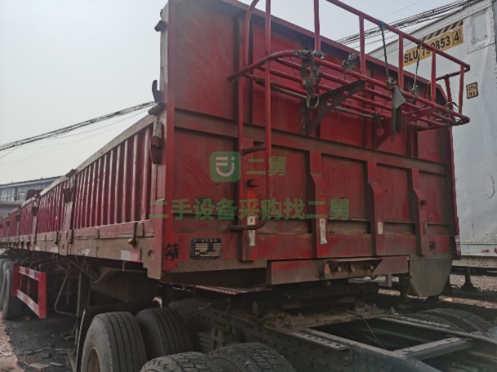 出售二手18年的13米側翻半掛車