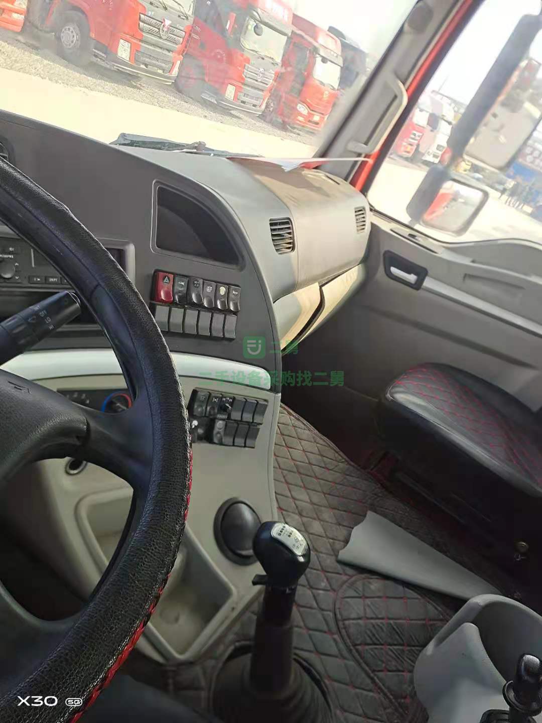 出售18年6月的德龍新M3000牽引車430馬力