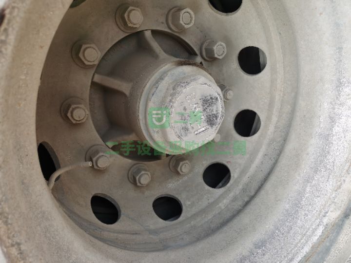 出售二手18年的13米側翻半掛車