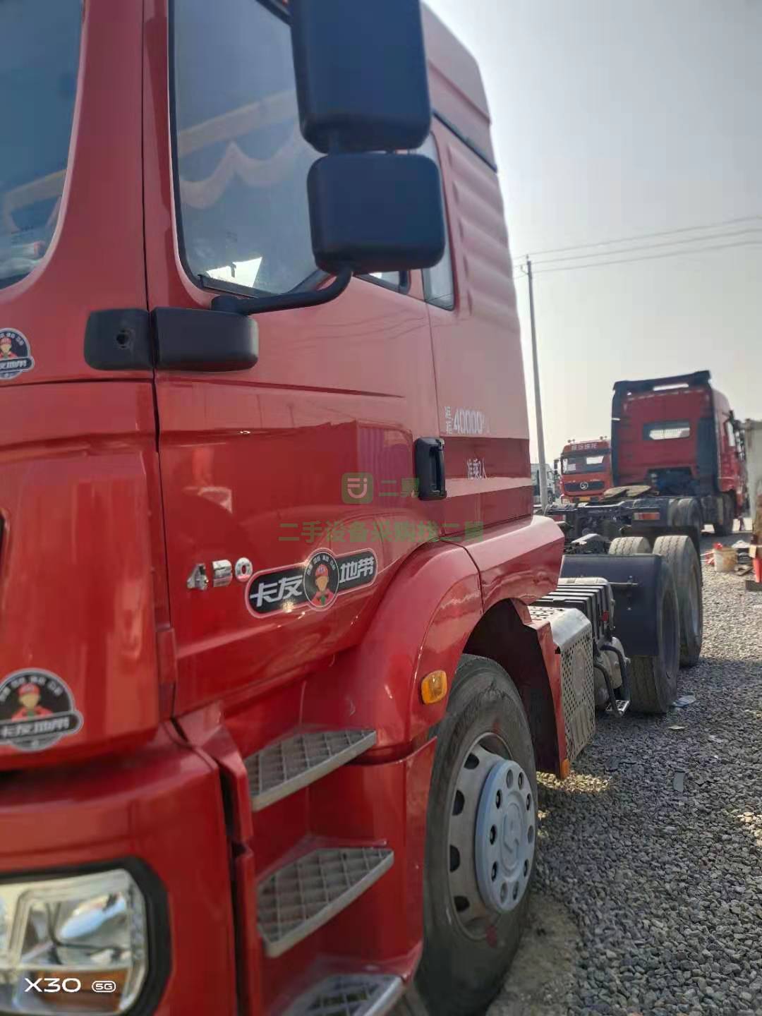 出售18年6月的德龍新M3000牽引車430馬力