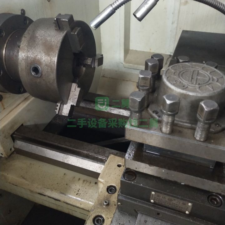 出售八成新的大連機床廠CKA6136數(shù)控車床