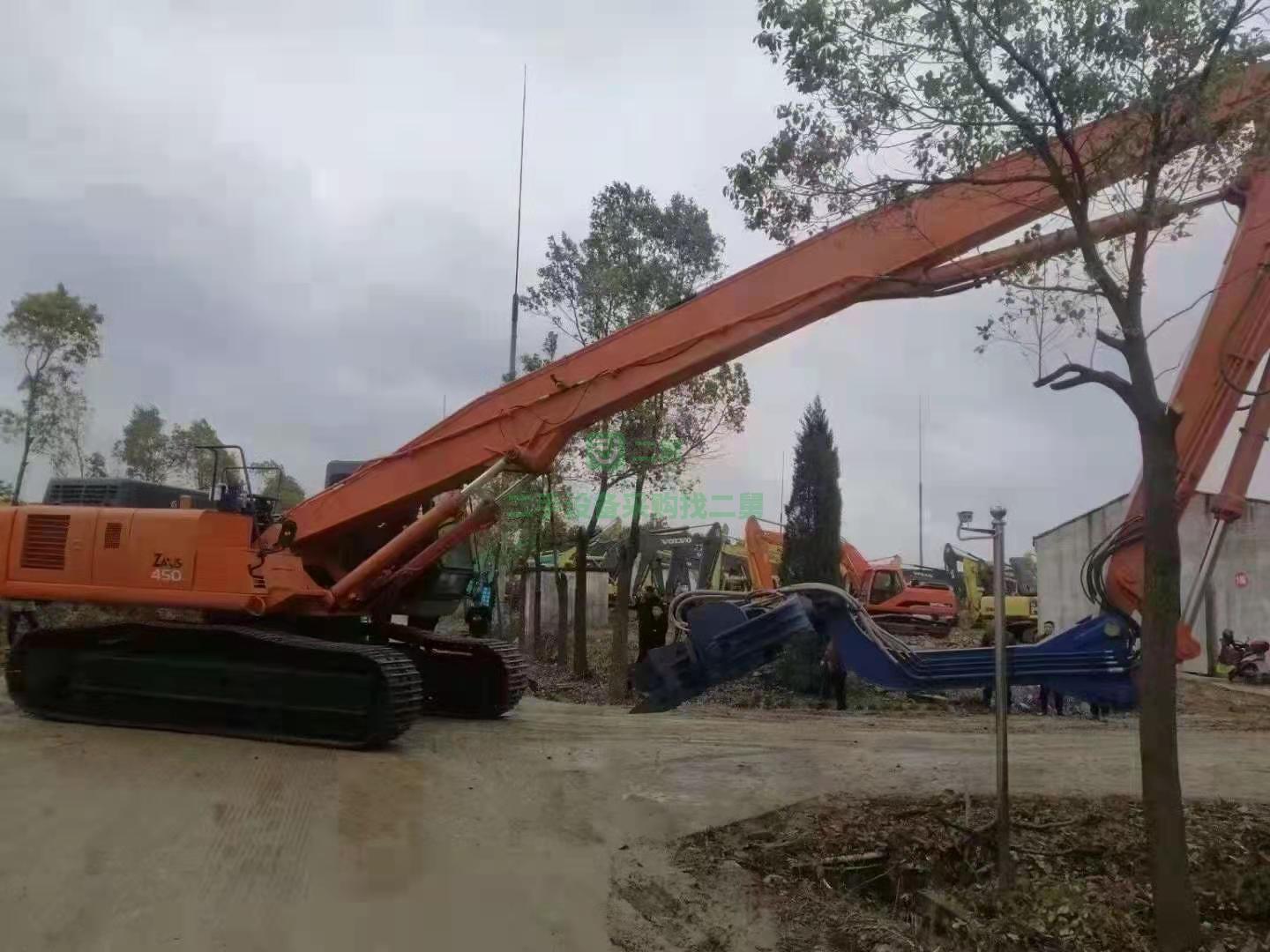 出售一臺日立450打樁機，設備新