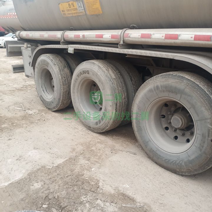出售17年盛潤鋁合金食用油罐車，43方