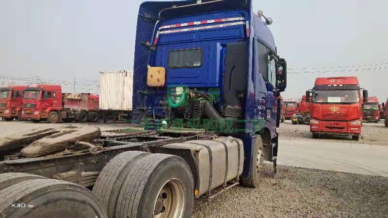 出售17年6月份歐曼GTL牽引車460馬力