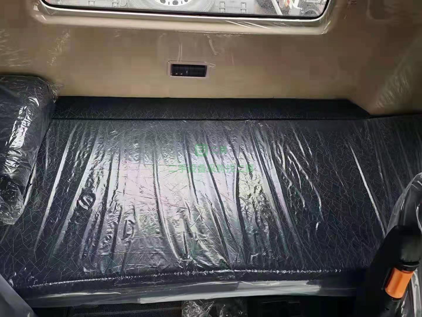 出售一臺汕德卡G7牽引車，540馬力