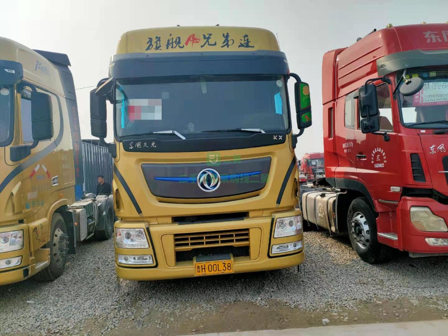 出售一臺18年5月份天龍旗艦國五牽引車，450馬力