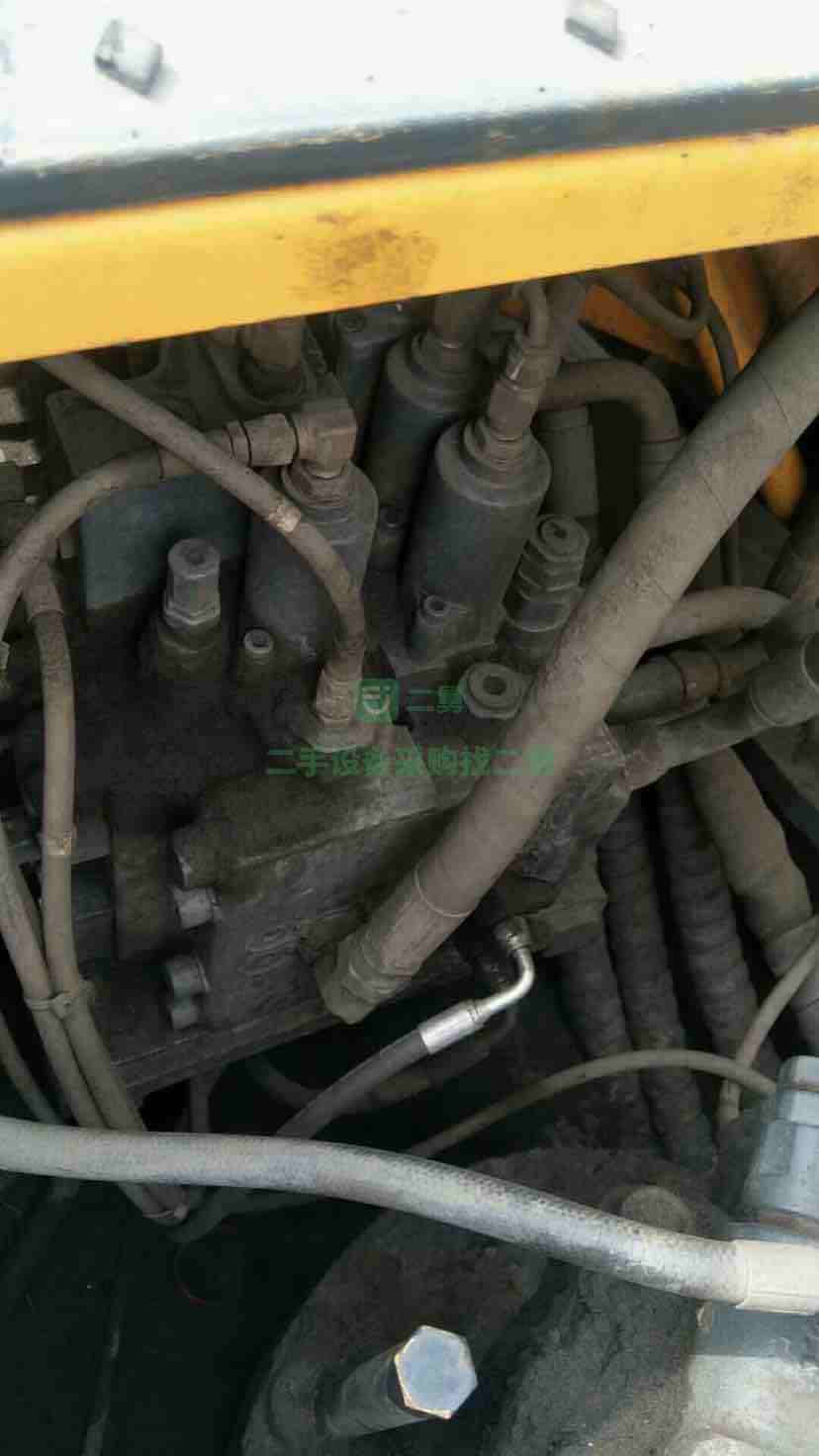 河北出售二手九成新的現代305-9t挖掘機，極品車況
