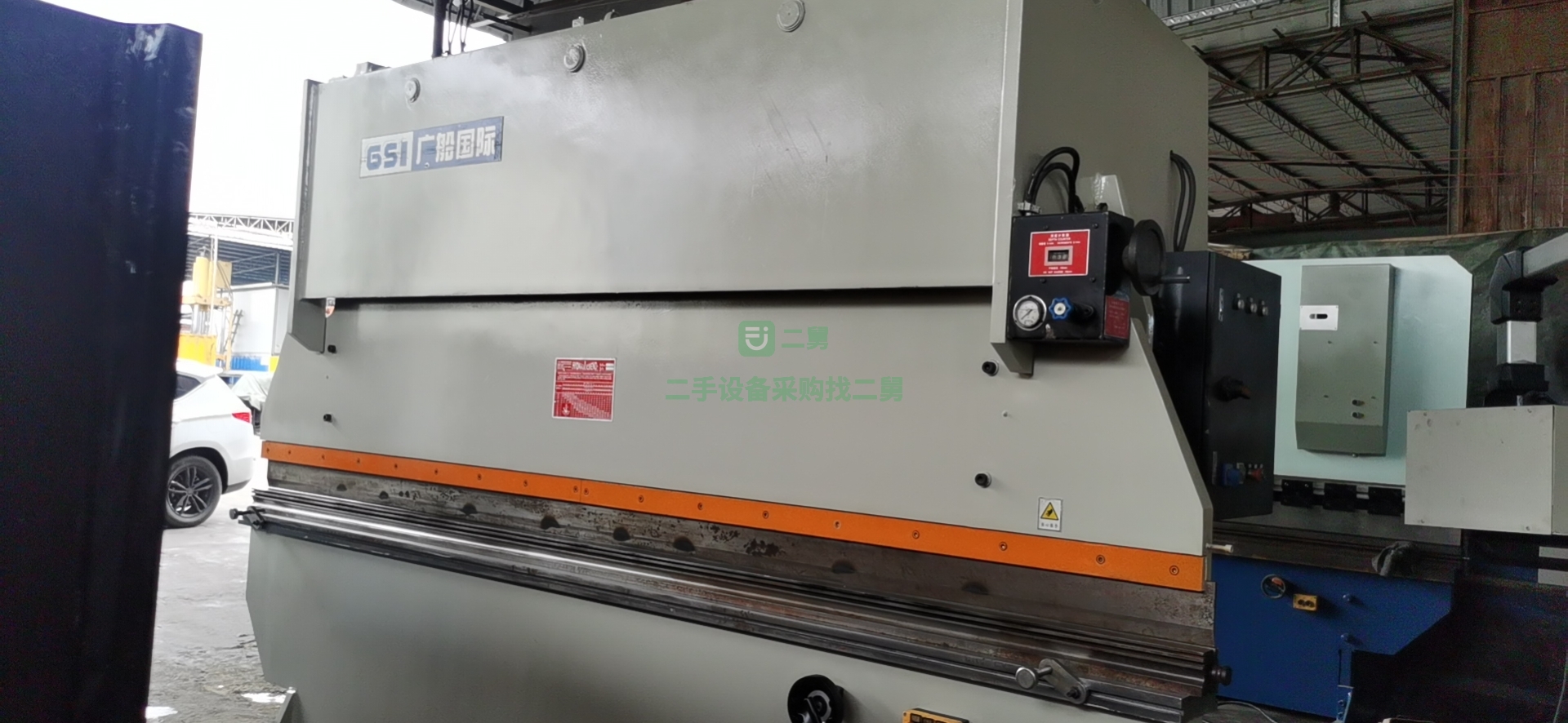 出售一臺廣船國際100丅/4000折彎機