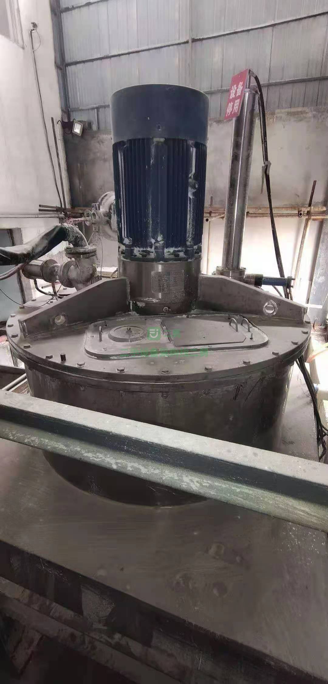 出售一臺江蘇華大產  1600#上懸刮刀離心機