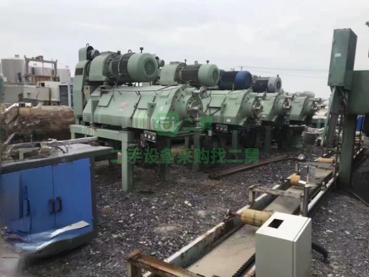 山東出售二手的德國進(jìn)口550型臥螺離心機(jī)三相分離