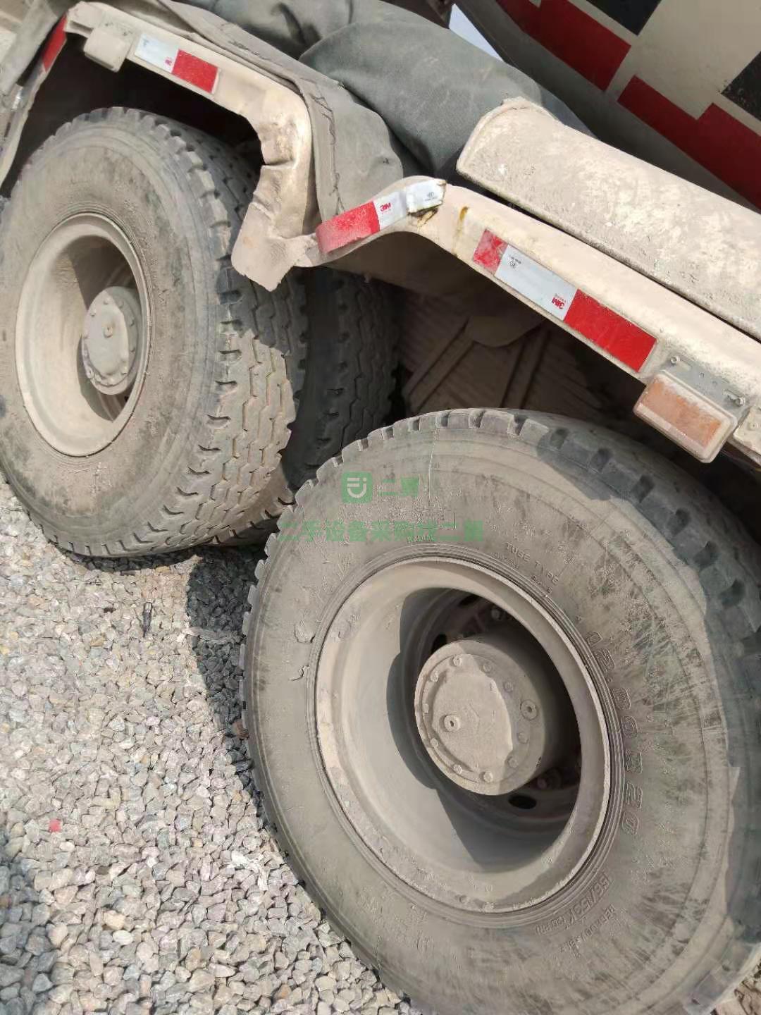 出售一臺17年大12方攪拌車，國五排放量