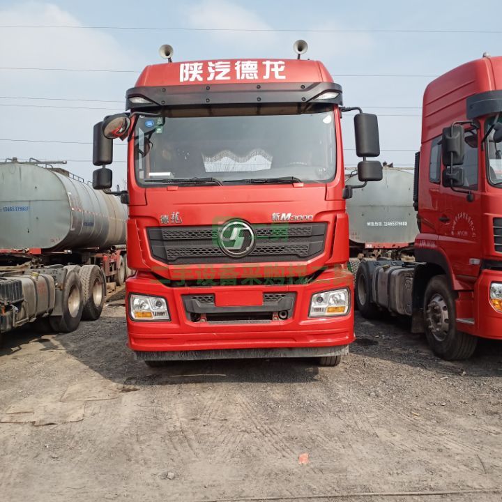 出售德龍新M3000國五輕體，400馬力牽引車