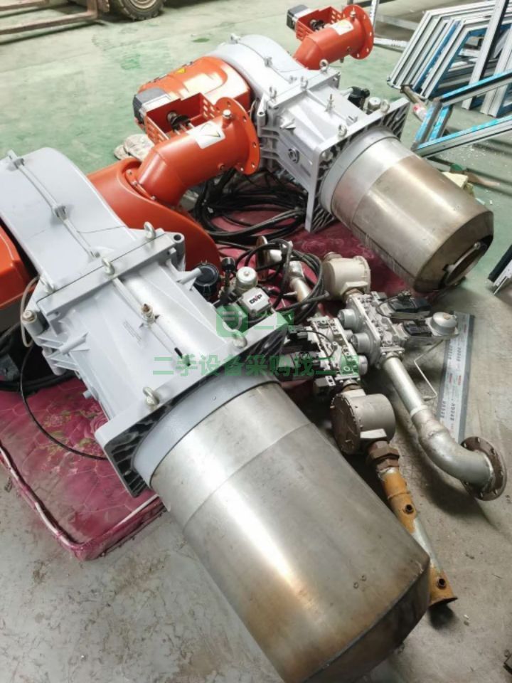河北出售二手九成新的意大利百德低氮燃燒機