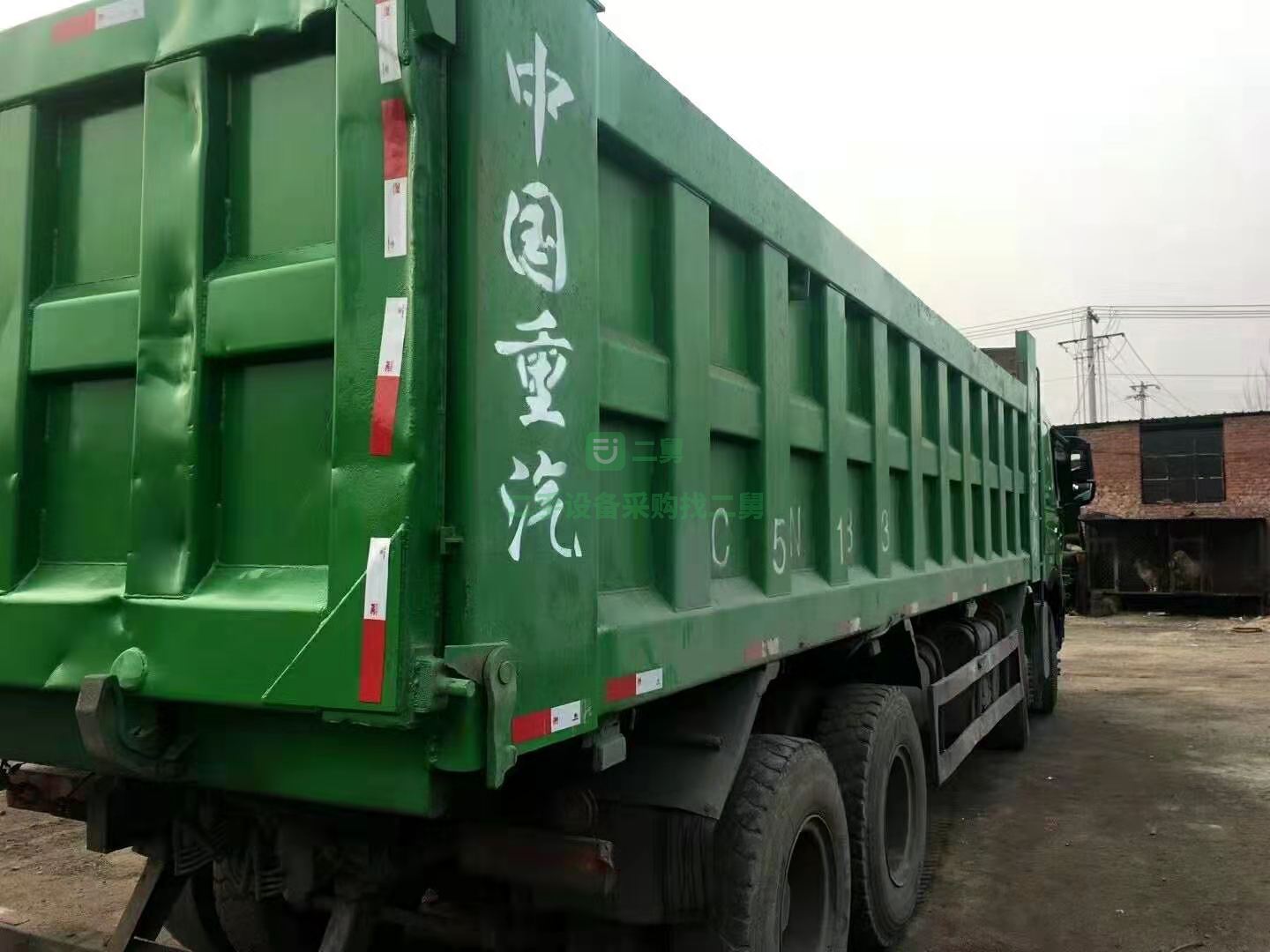 出售一臺(tái)18年底德國歐曼440馬力自卸車