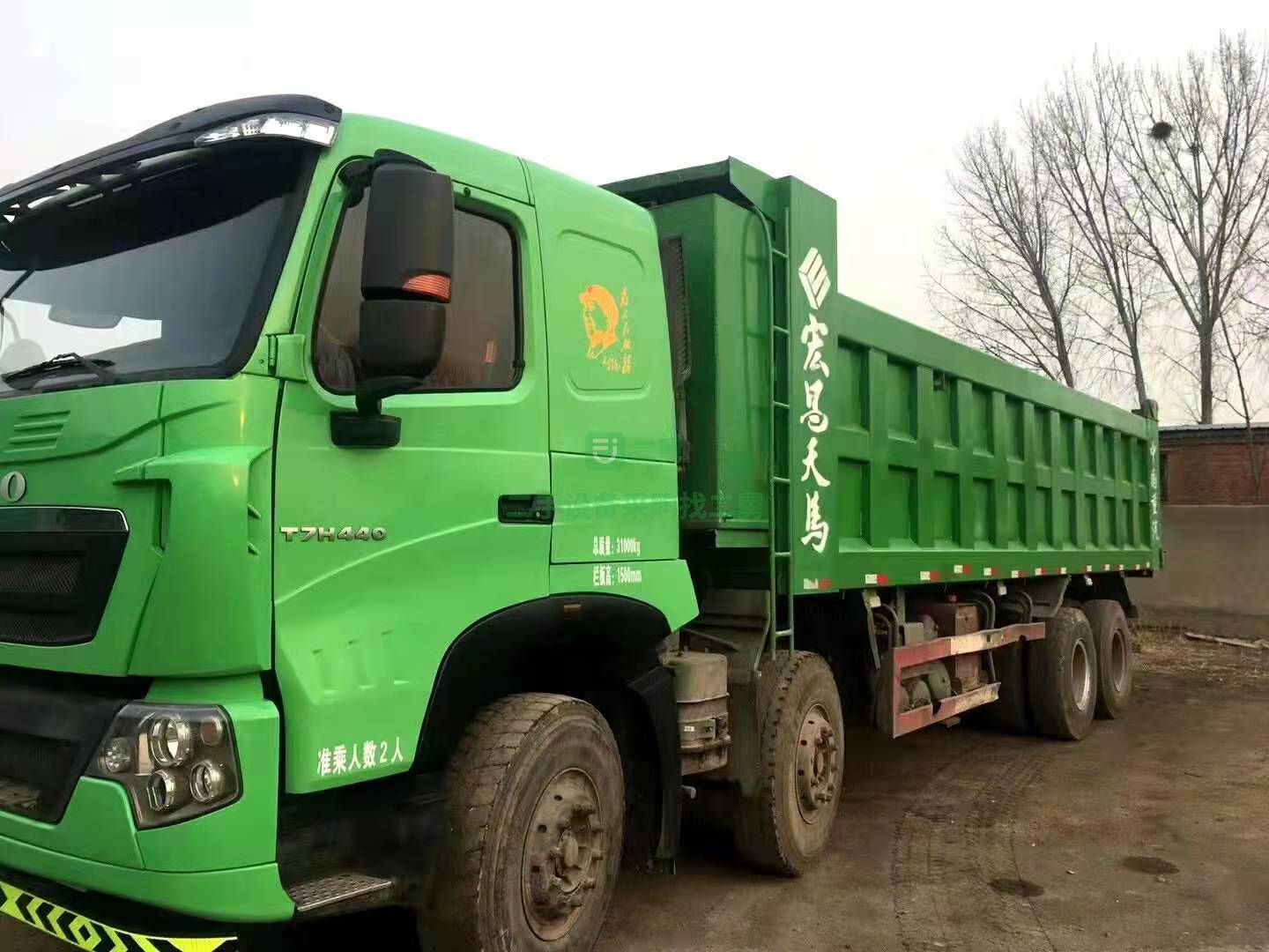 出售一臺(tái)18年底德國歐曼440馬力自卸車
