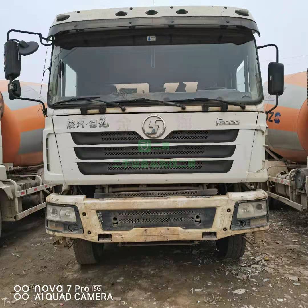 出售一臺(tái)14年11月德龍國四排放量攪拌車，375馬力