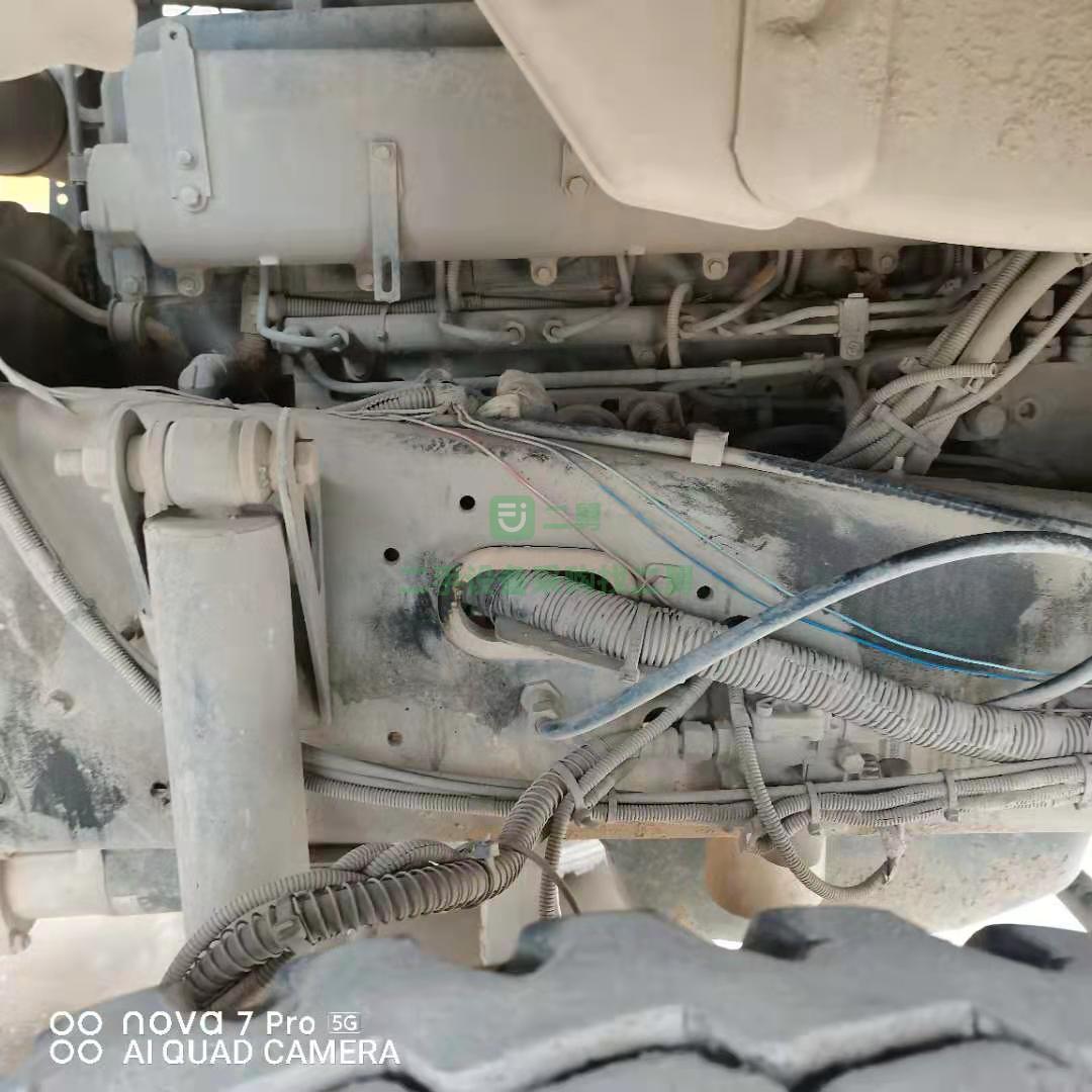 出售一臺16年歐曼唐鴻上裝攪拌車