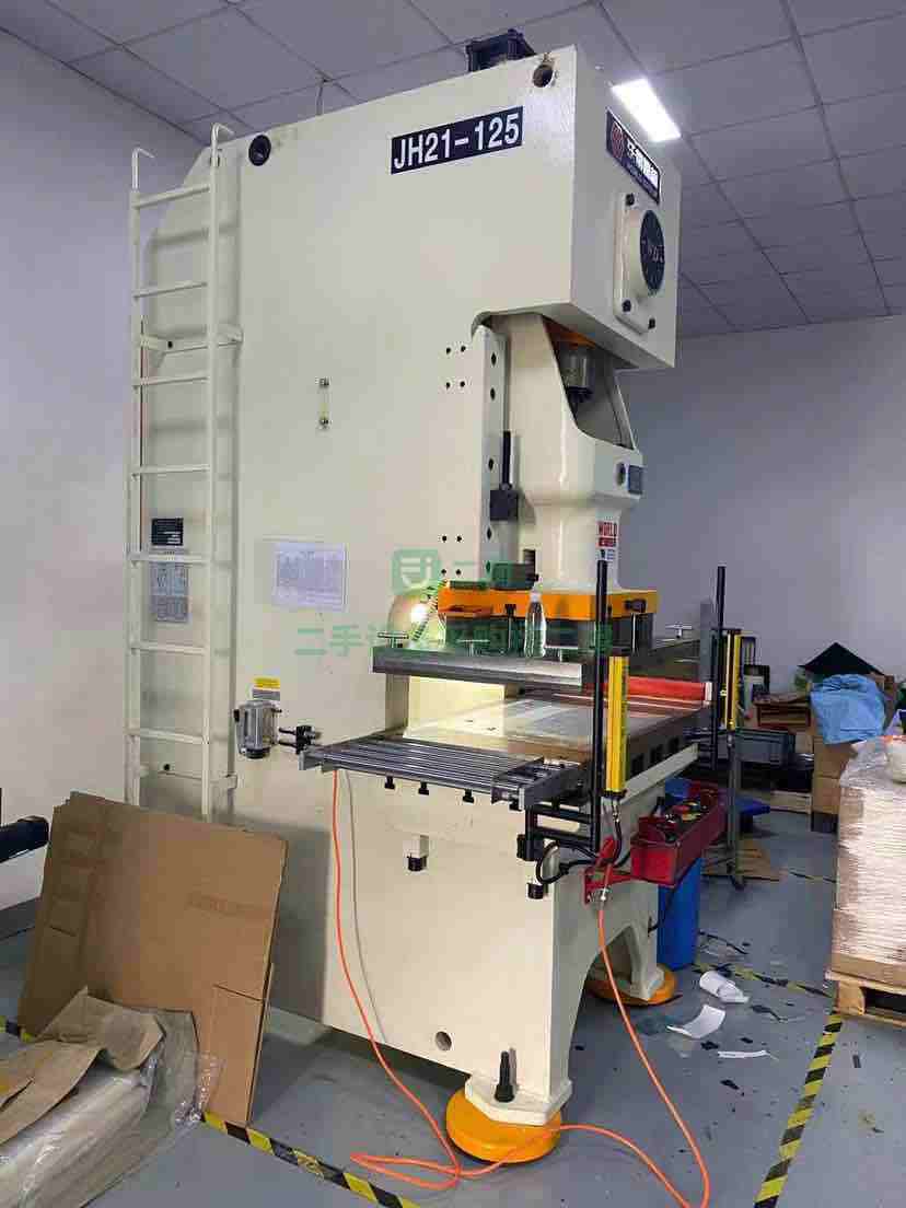 江蘇出售二手九成新的沃得精機125噸氣動沖床