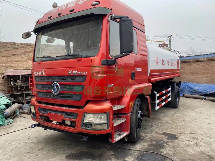 河北出售二手九成新的陜汽德龍新M3000灑水車
