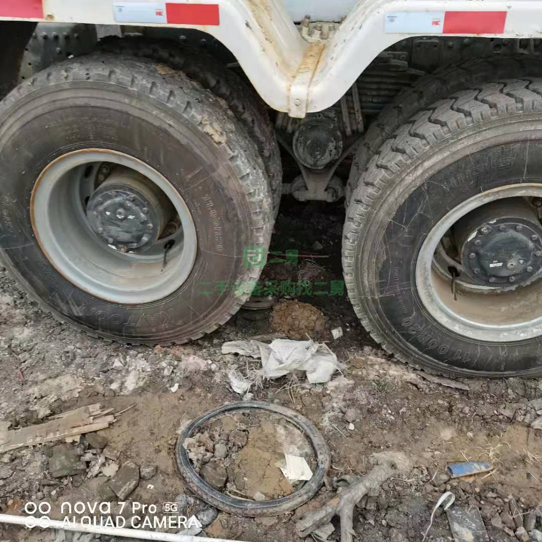 出售一臺17年斯太爾輕量化攪拌車 340馬力