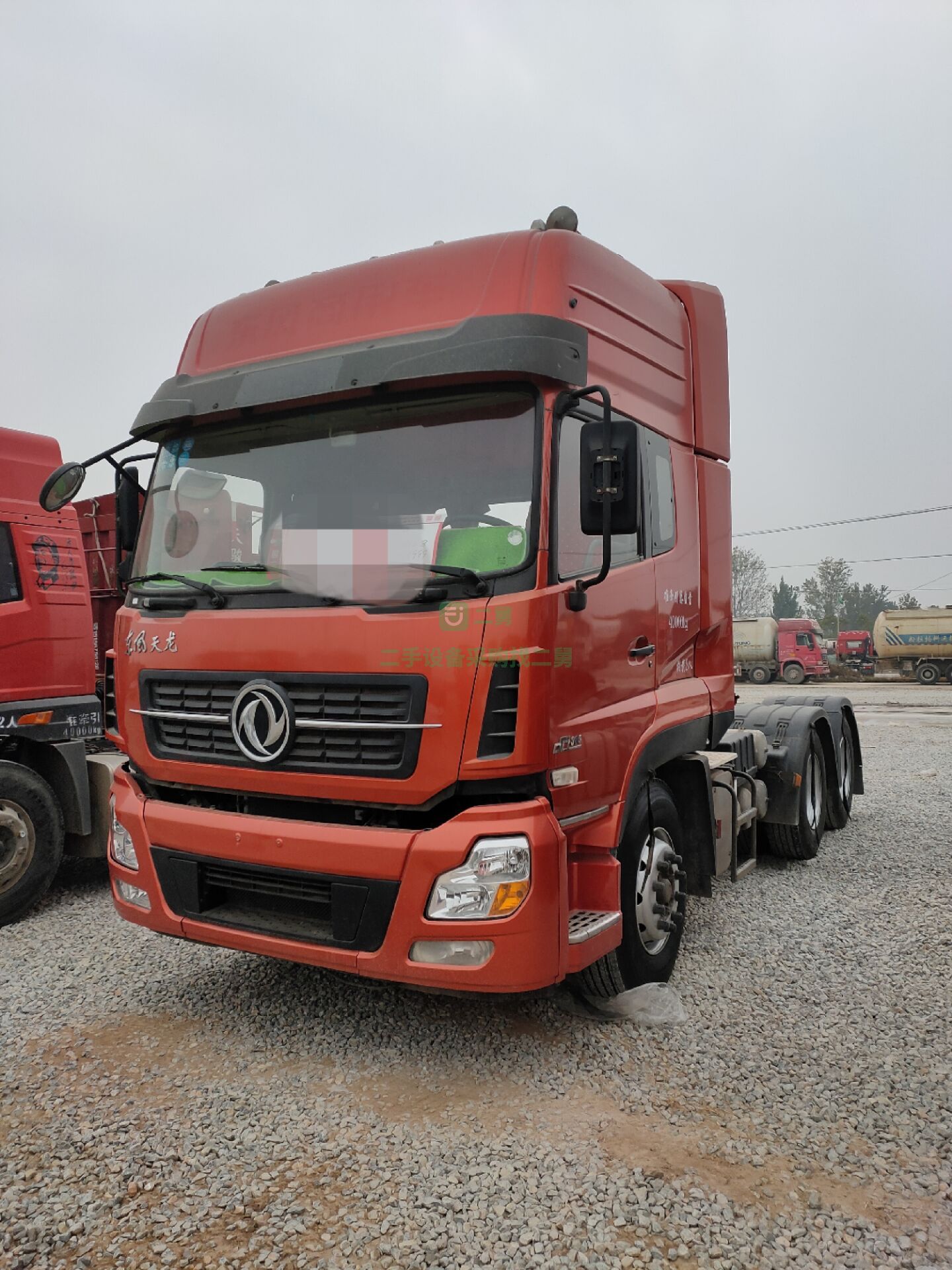 出售一臺(tái)東風(fēng)天龍2019年460馬力牽引車(chē)，車(chē)況好手續(xù)齊全包過(guò)戶(hù)